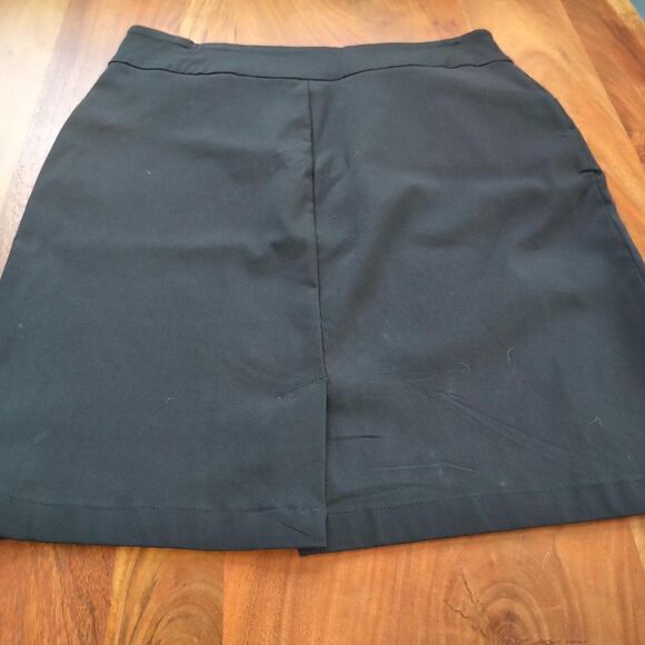 Black Skirt  - Picture 4 of 7